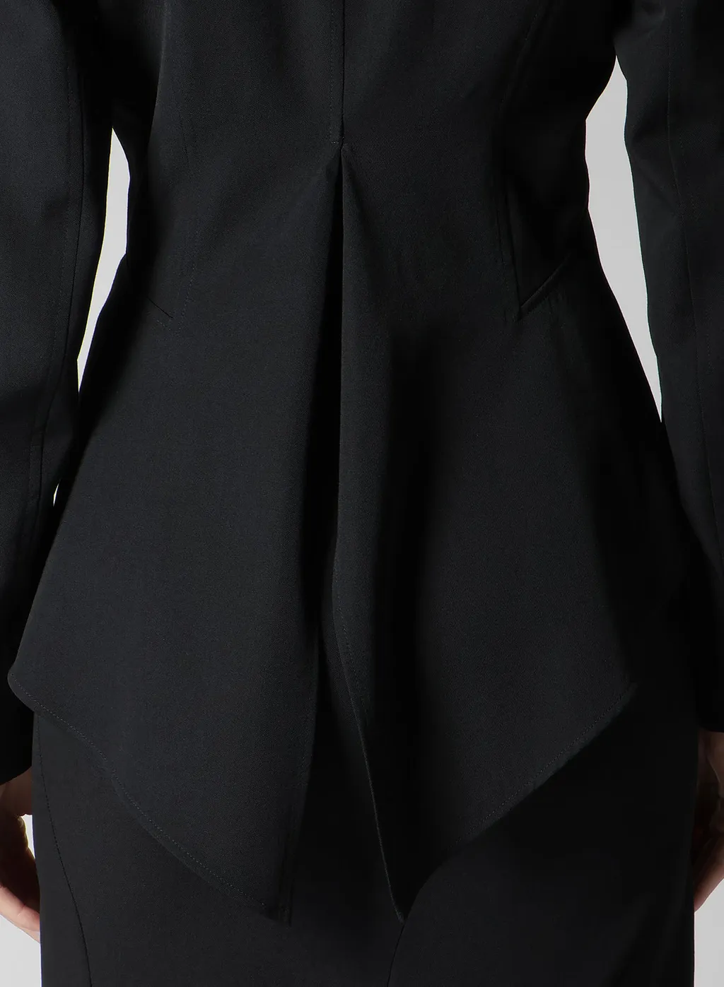 Gabardine Tuck D Short Jacket