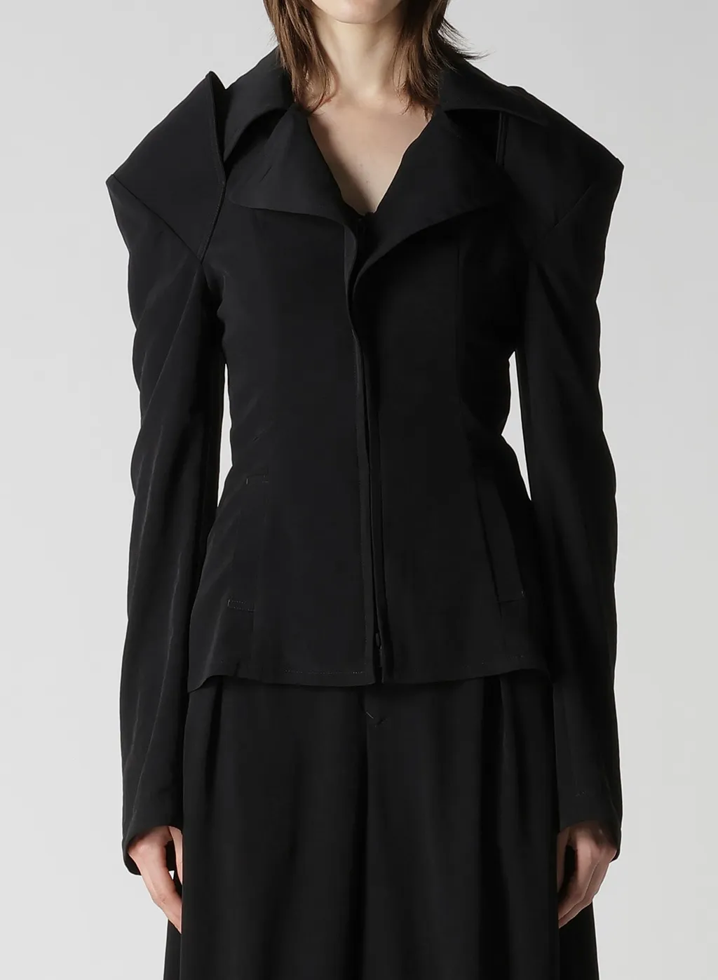 Ta/Pe Crepe De Chine O Shoulder Jacket