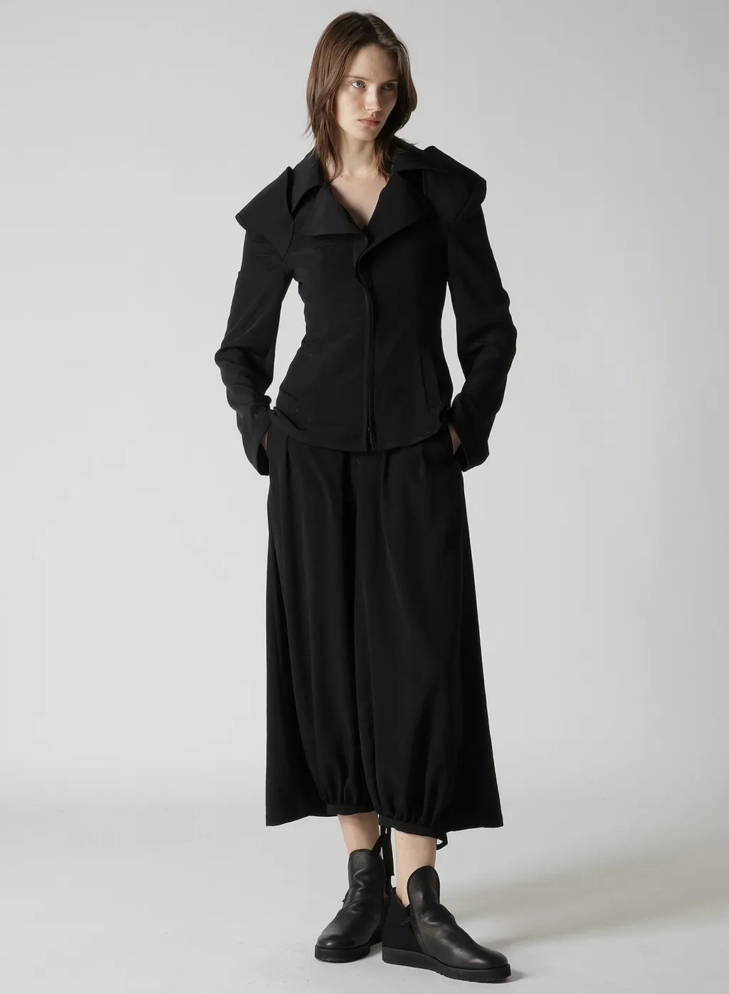 Ta/Pe Crepe De Chine O Shoulder Jacket
