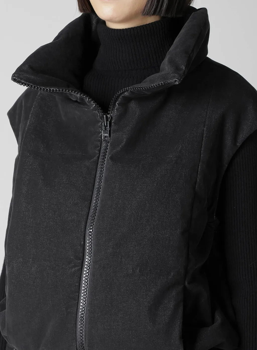 Stretched Velvet Padded Vest