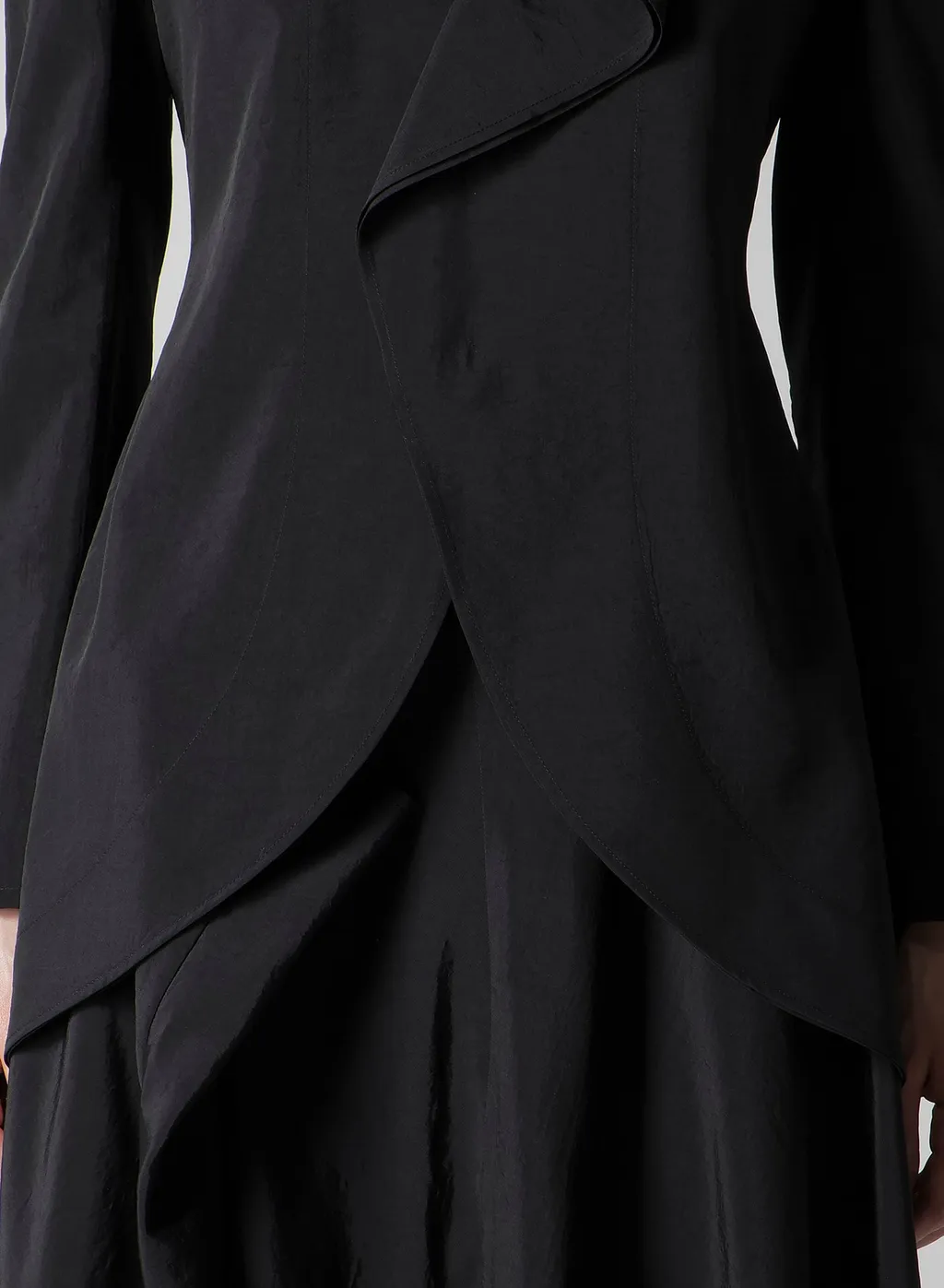 Ny/Si Taffeta Asm Rounded Hem Jacket