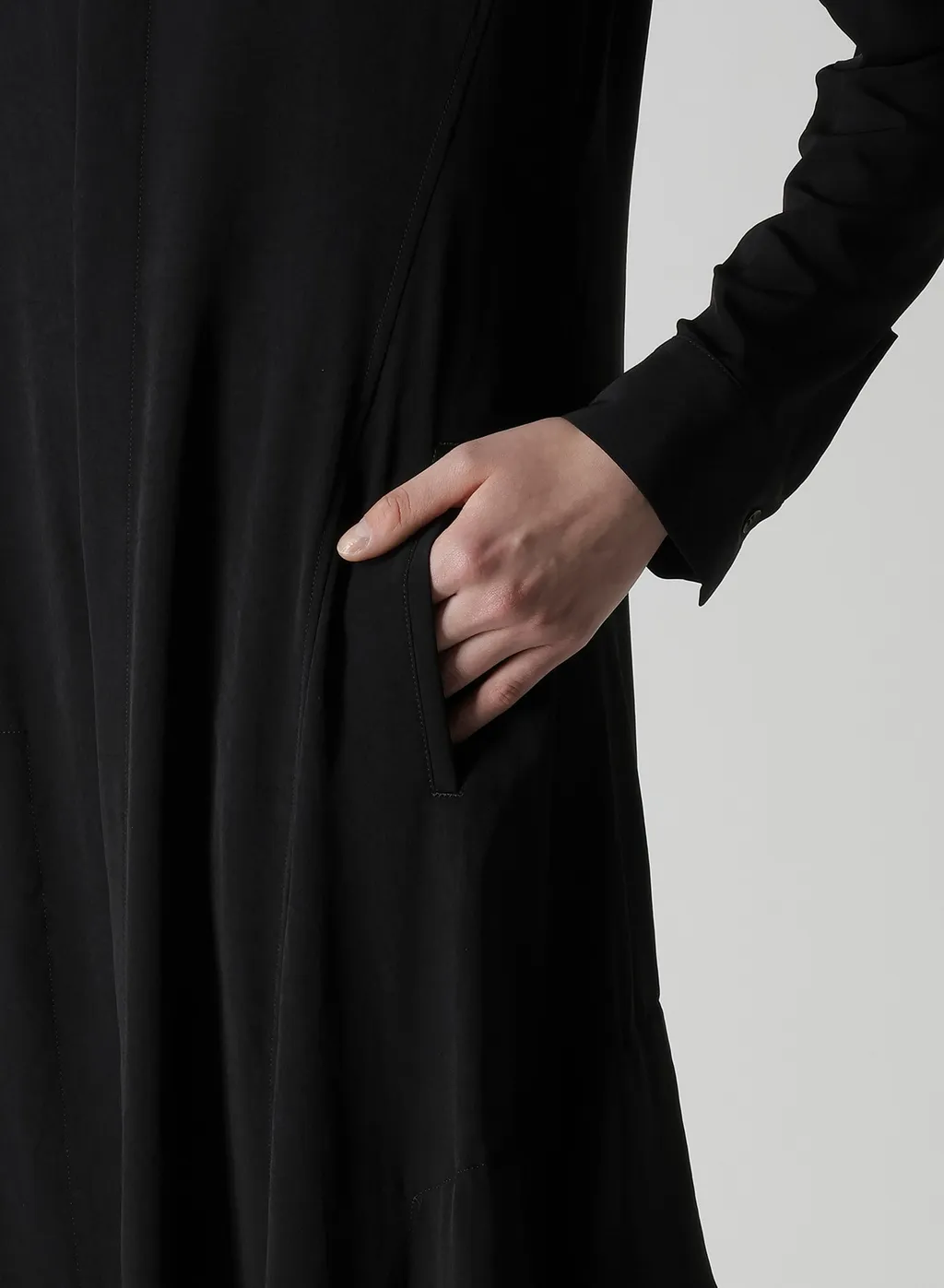 Ta/Pe Crepe De Chine O Collar Shirt Dress