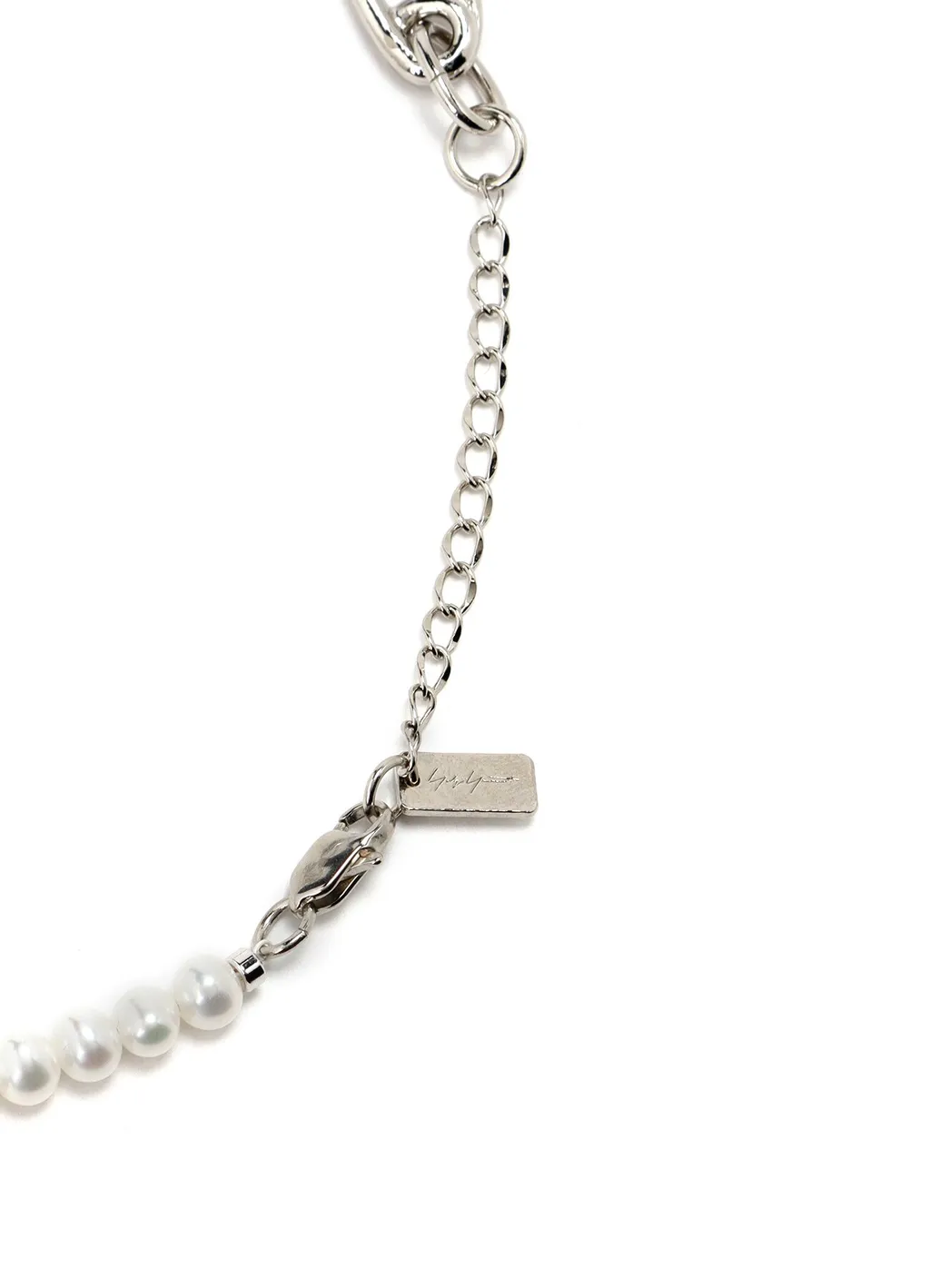 Pearl/Brass B Pearl Pin Choker