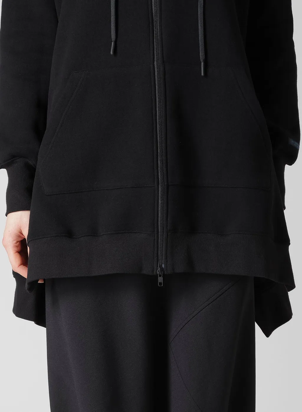 Liy/C Brushed French Terry Unbalanced Hoodie B