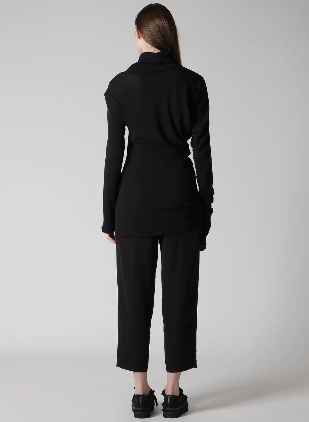 High Twisted Links Draped Turtle Neck Po