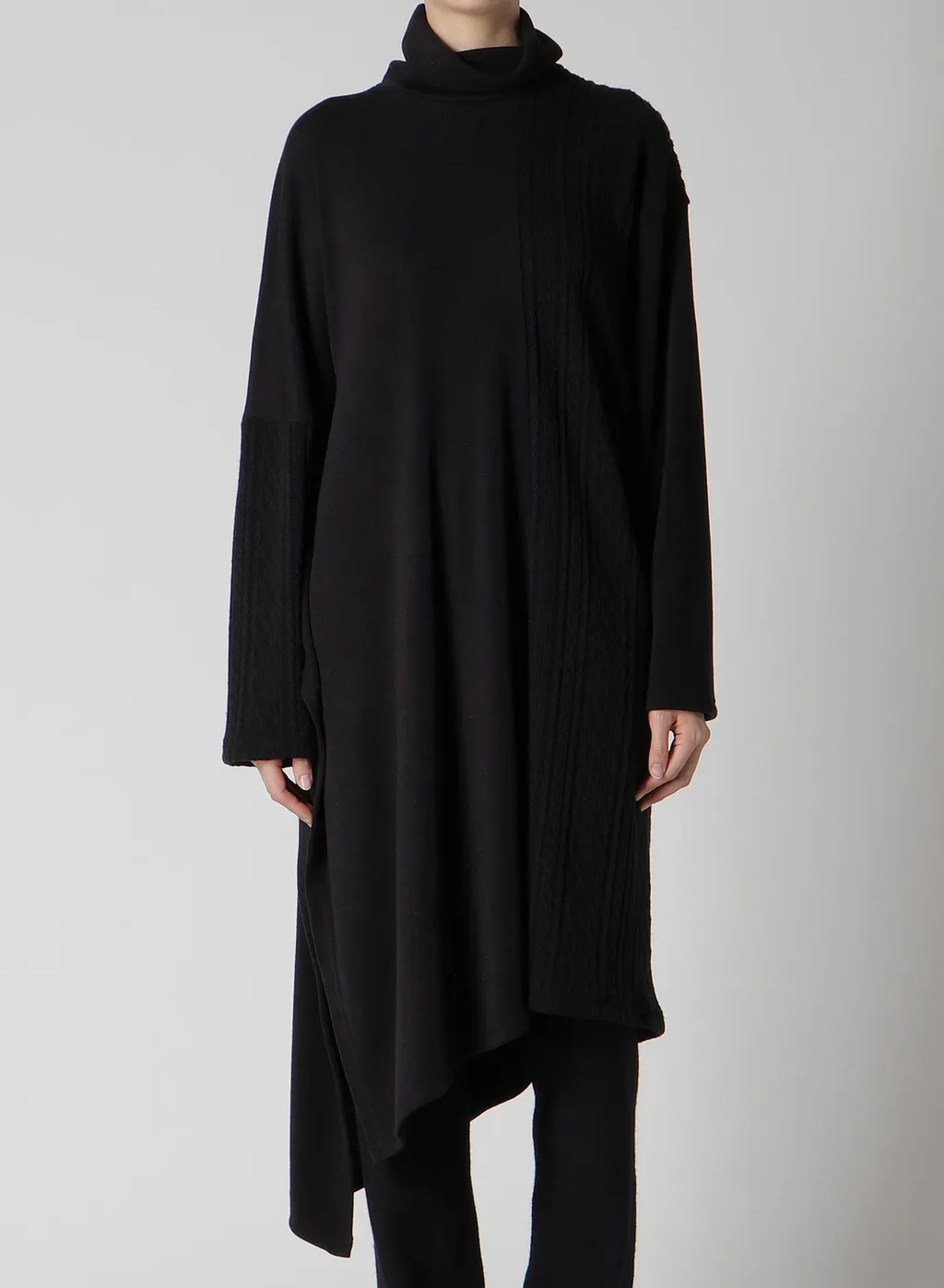 Interlock Paneled High Neck Po