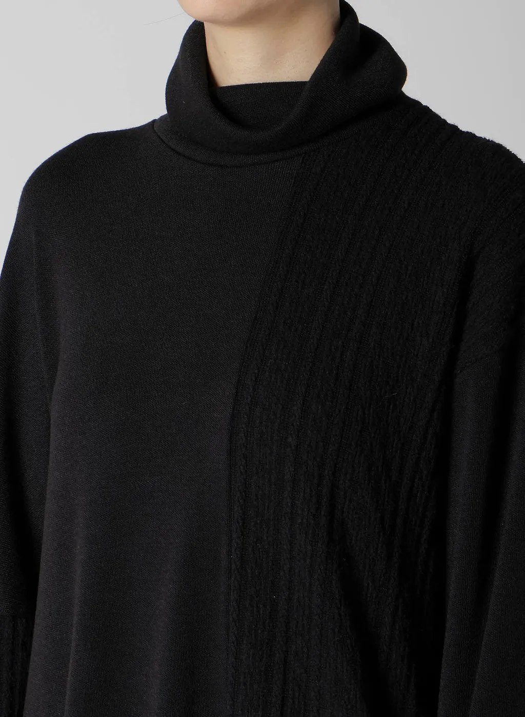 Interlock Paneled High Neck Po