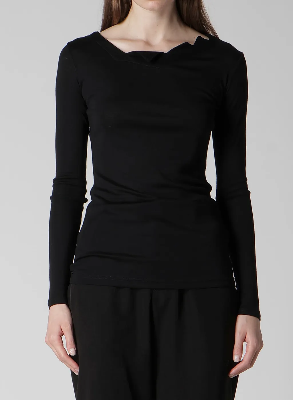 Wool Chiffon Zig-Zag Neck Line Long Slv T