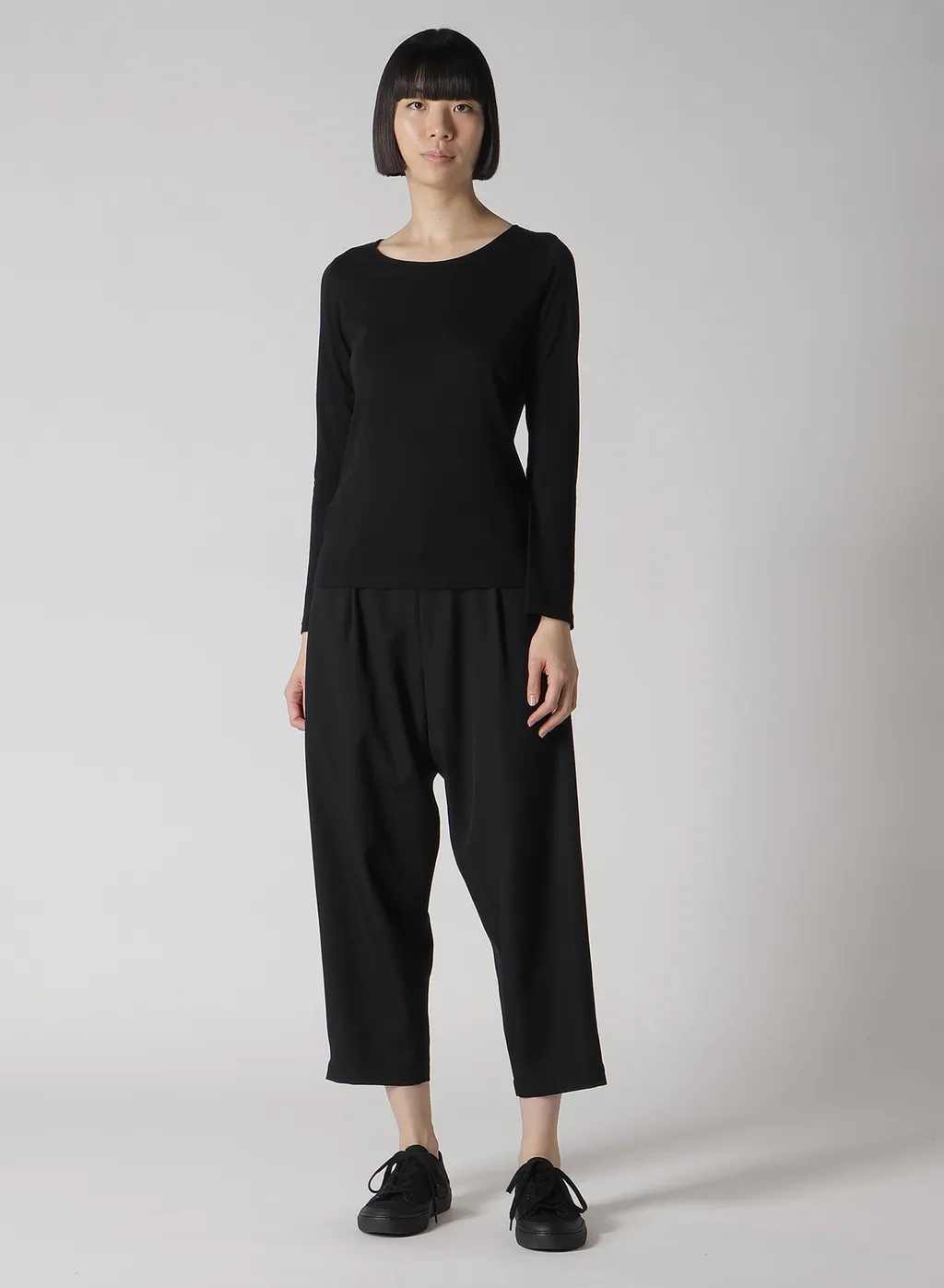 Casharn Round Neck Long Slv T