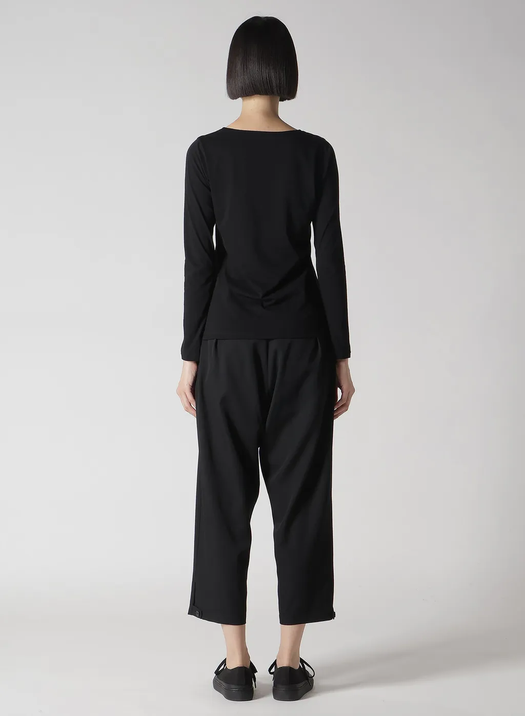 Casharn Round Neck Long Slv T