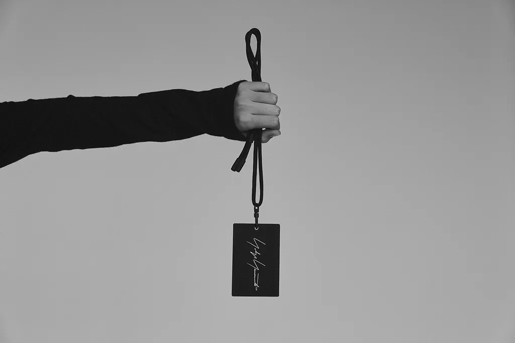 Yy Pass Holder