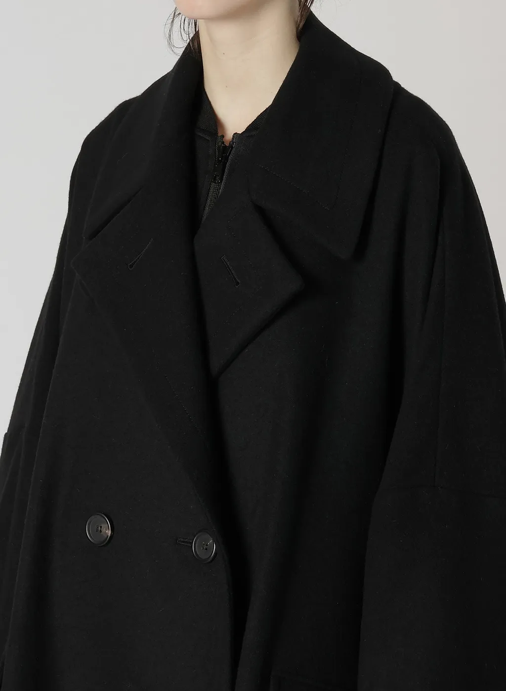 Melton R-Side Slit Coat