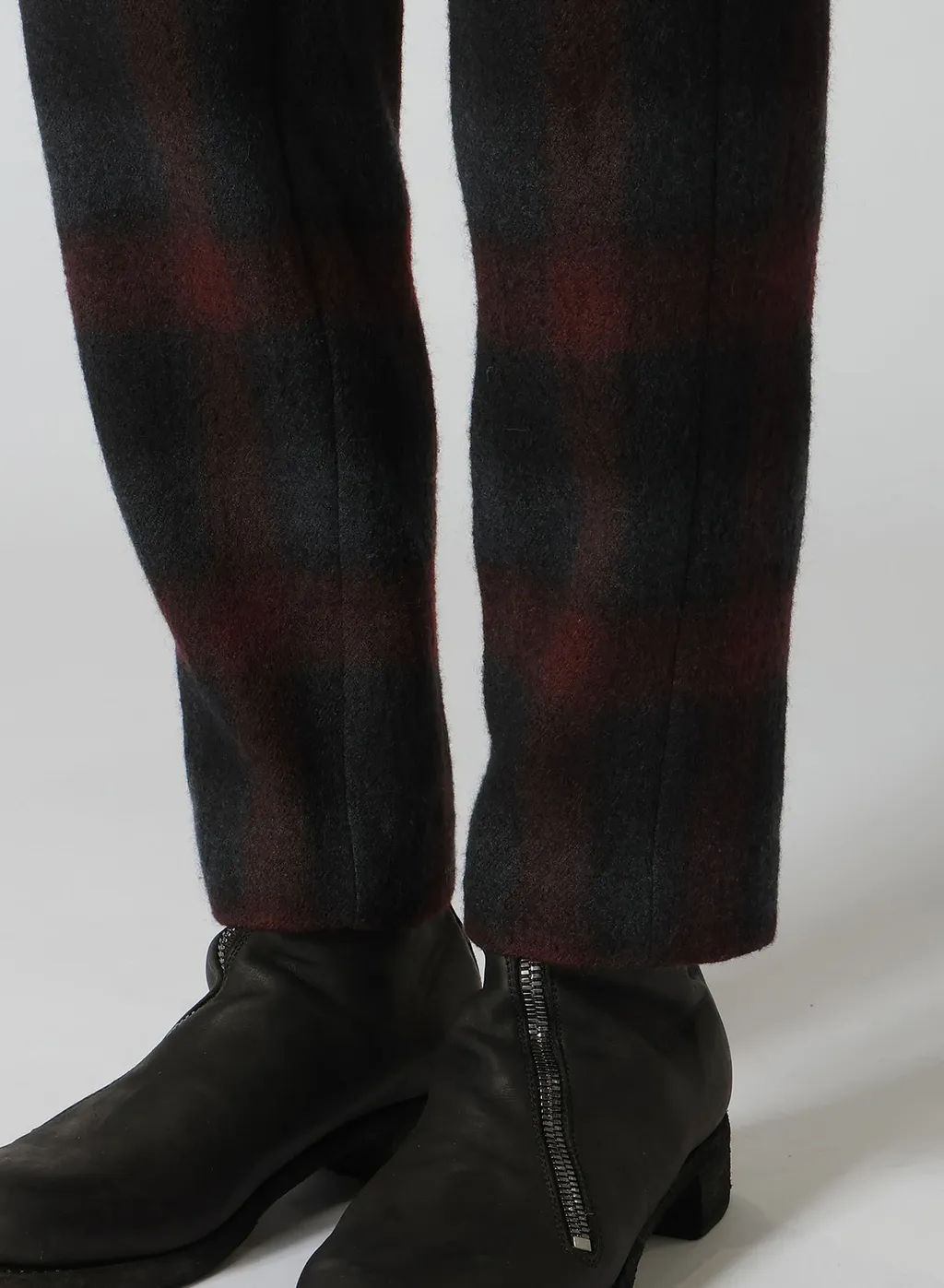 Grey Ombre Plaid Basic Pants B
