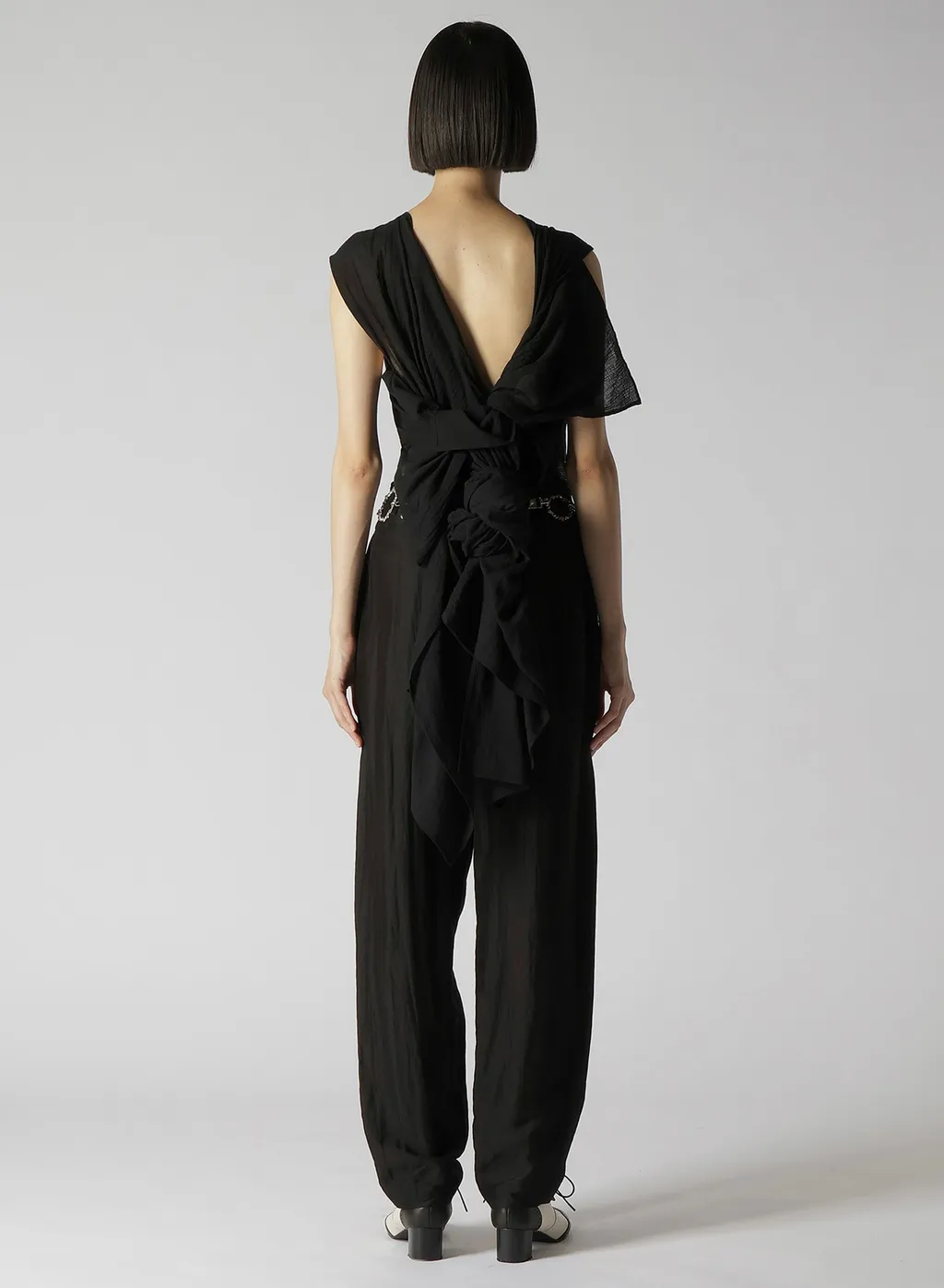 High Twisted Gabardine Backside Knot Detail Vest