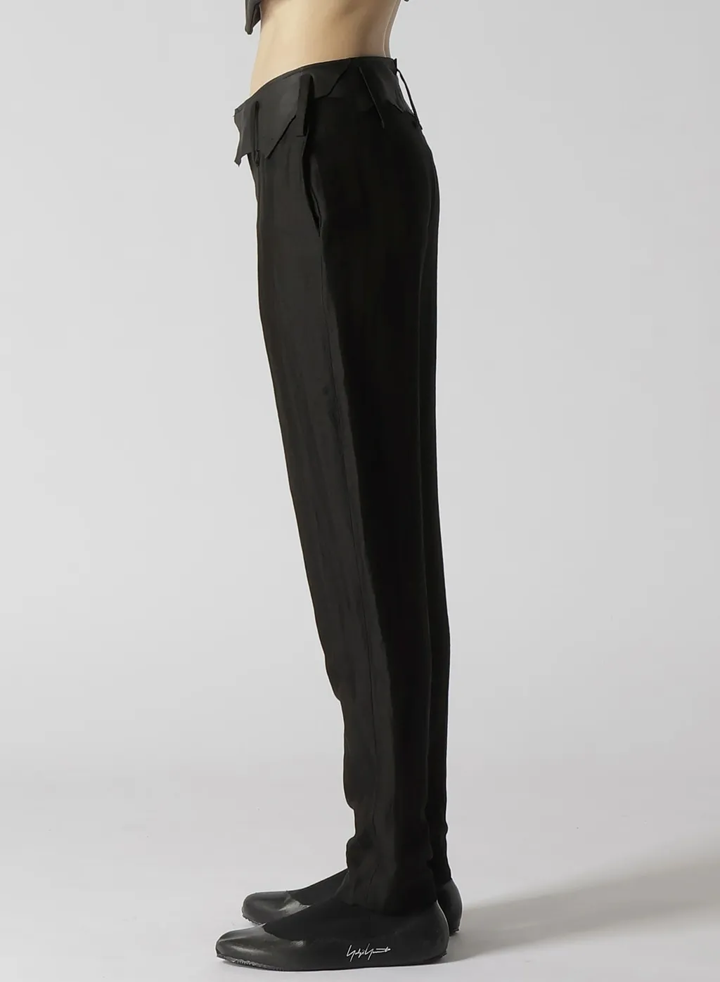 High Twisted Gabardine Leather Detail Pants