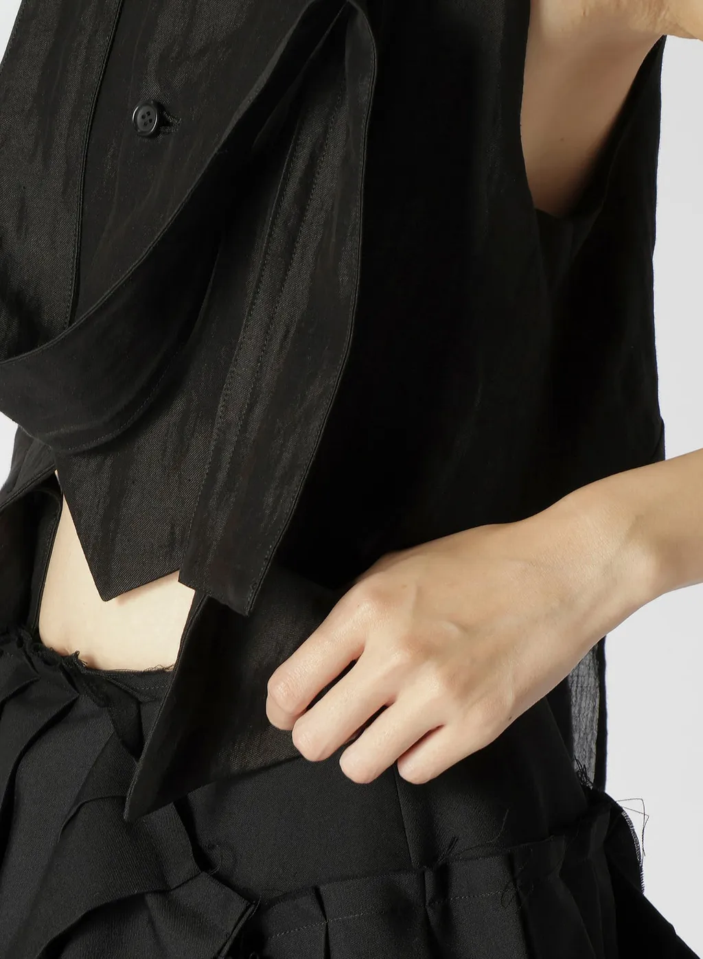High Twisted Gabardine Belted Unbalance Vest