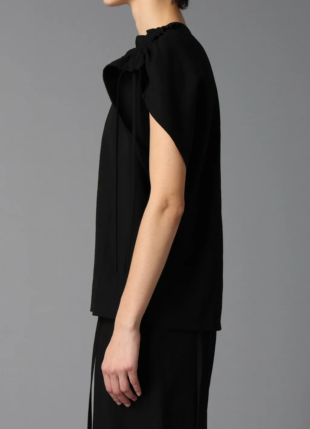 Natural Smooth Shoulder Gather Tee