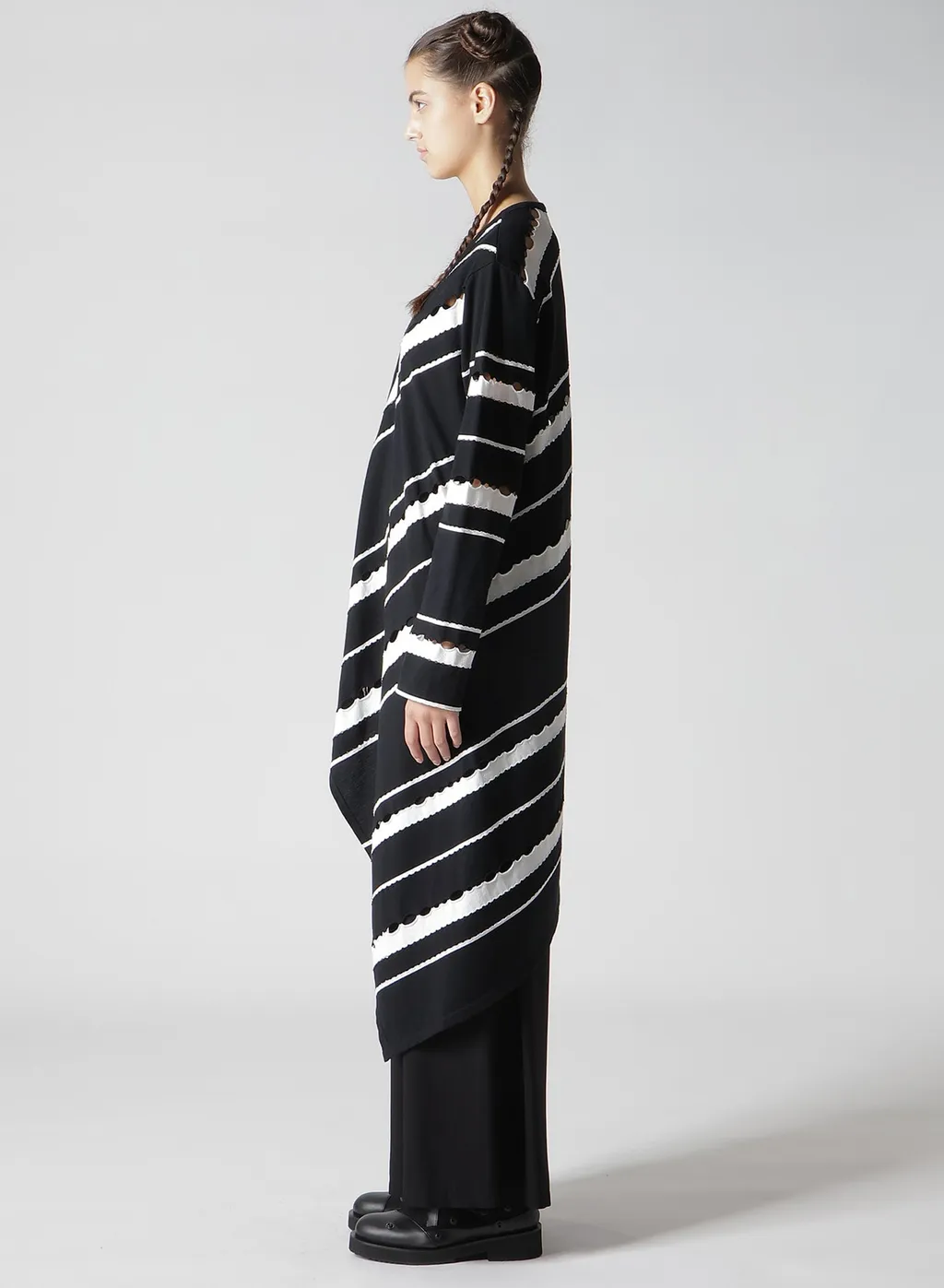 Holed Border Pattern Square Hem Cardigan