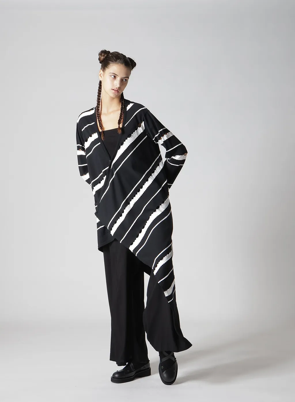 Holed Border Pattern Square Hem Cardigan