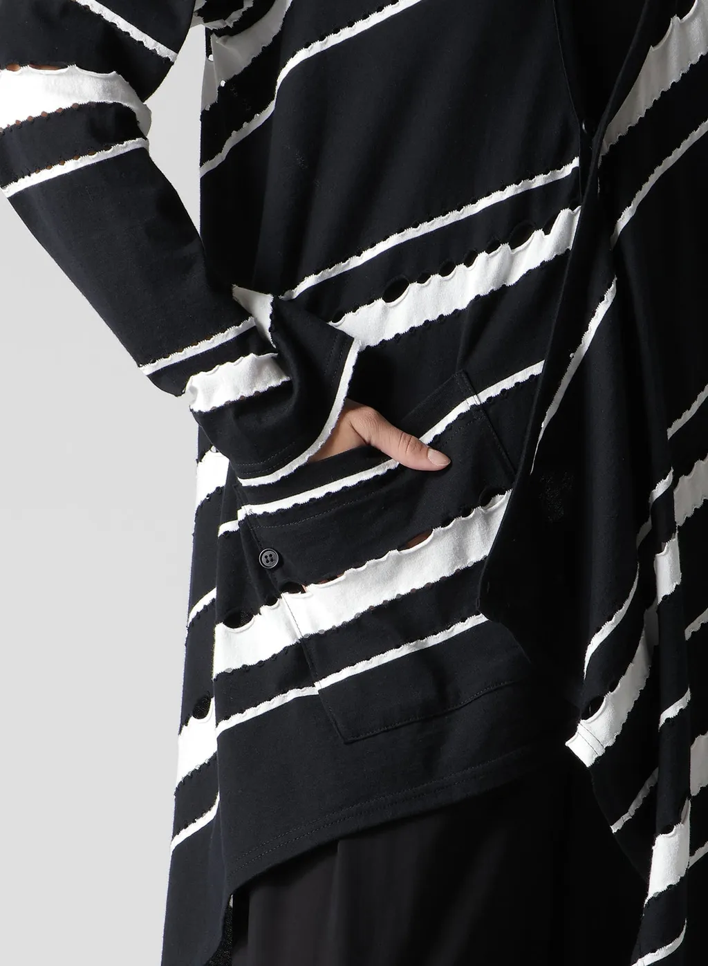 Holed Border Pattern Square Hem Cardigan
