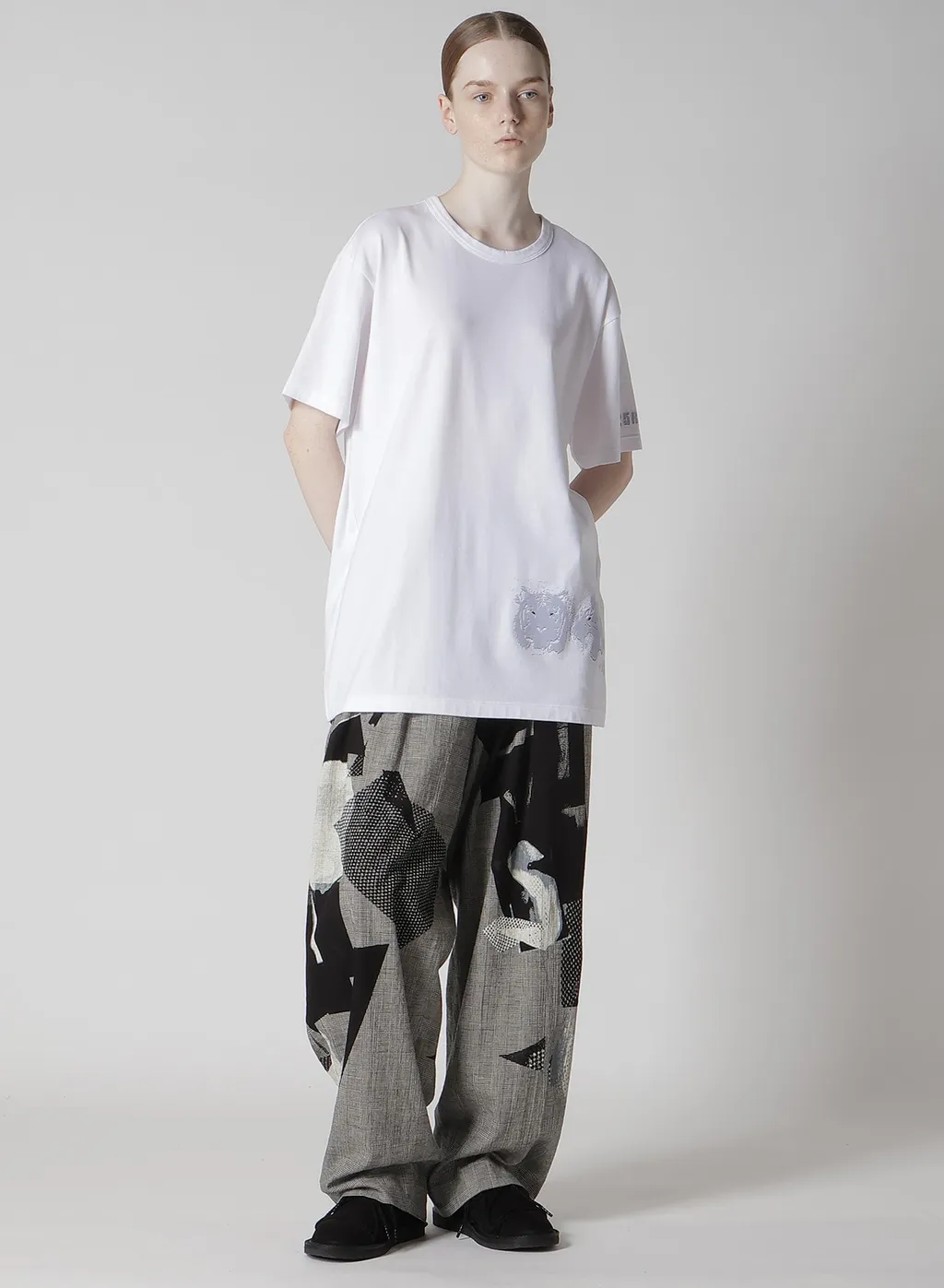 Animal Flocked Print Round Neck Short Sleeve T