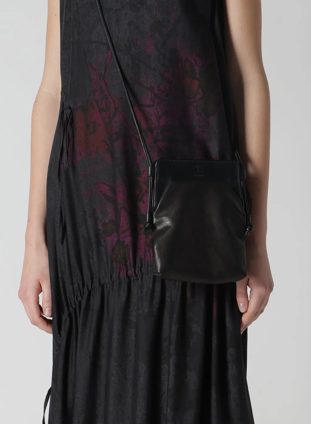 Smooth Leather Combination Clasp Bag