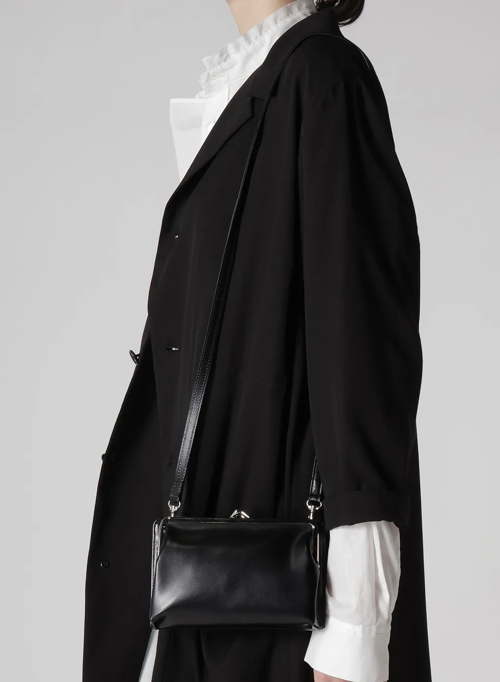 Glossy Smooth Metal Clasp Shoulder Bag