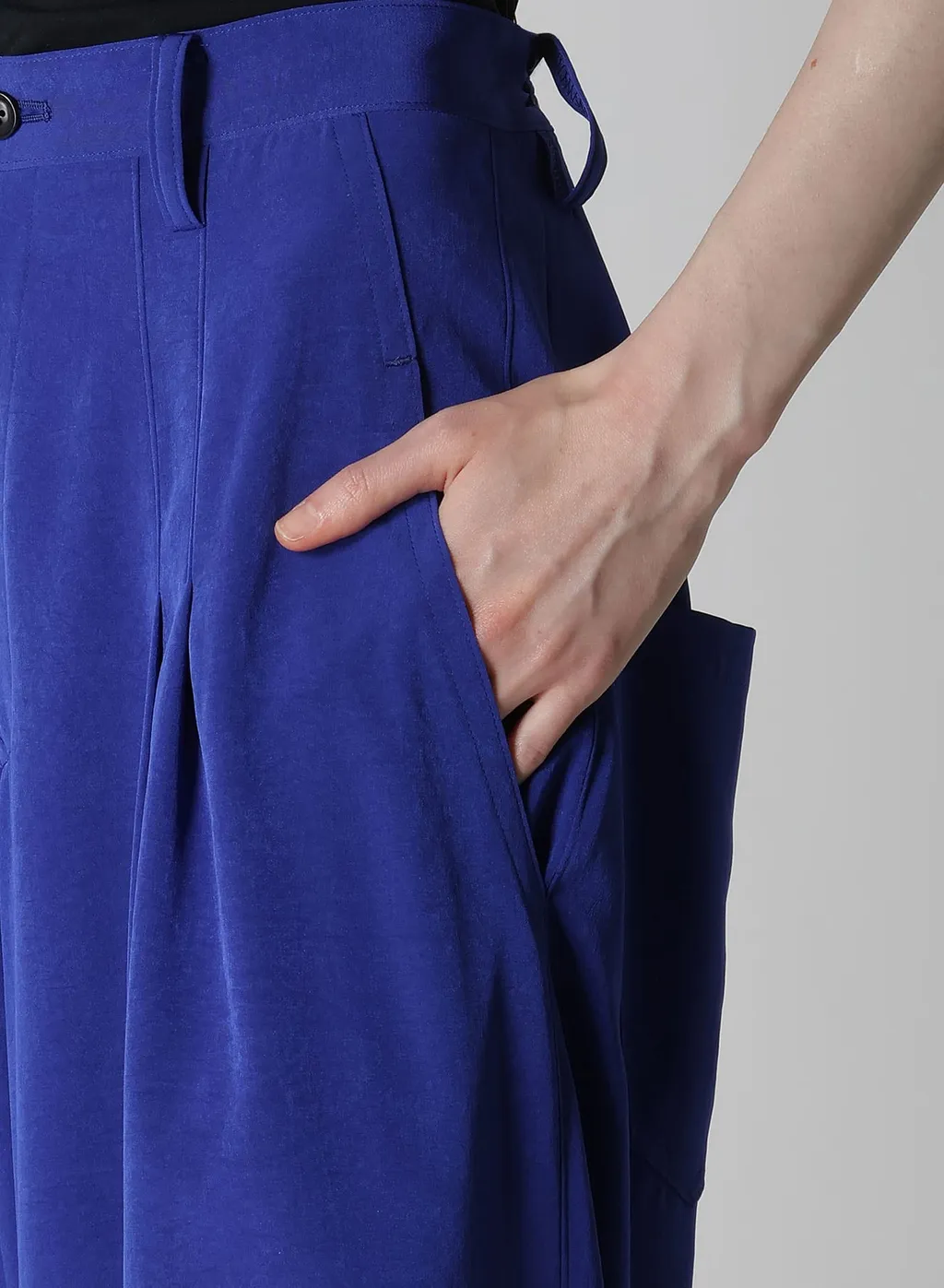 Crepe De Chine Doube Tucked Wide Pants