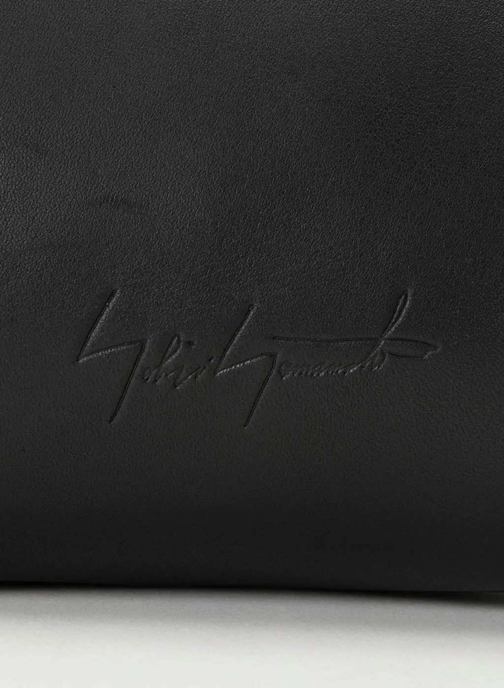 Clasp Shoulder Wide
