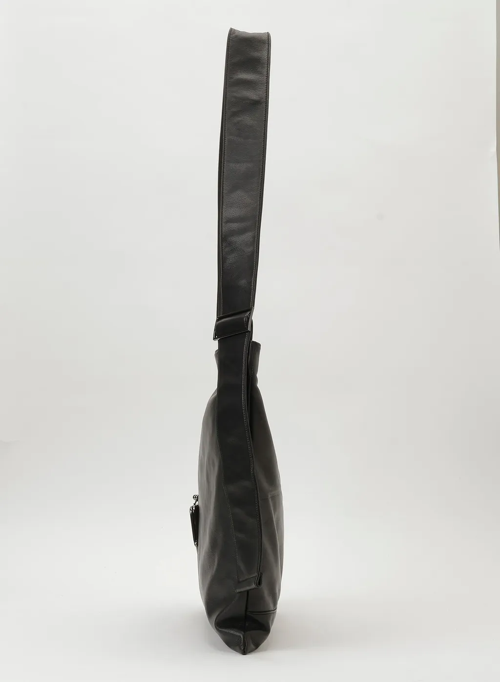 Clasp Shoulder
