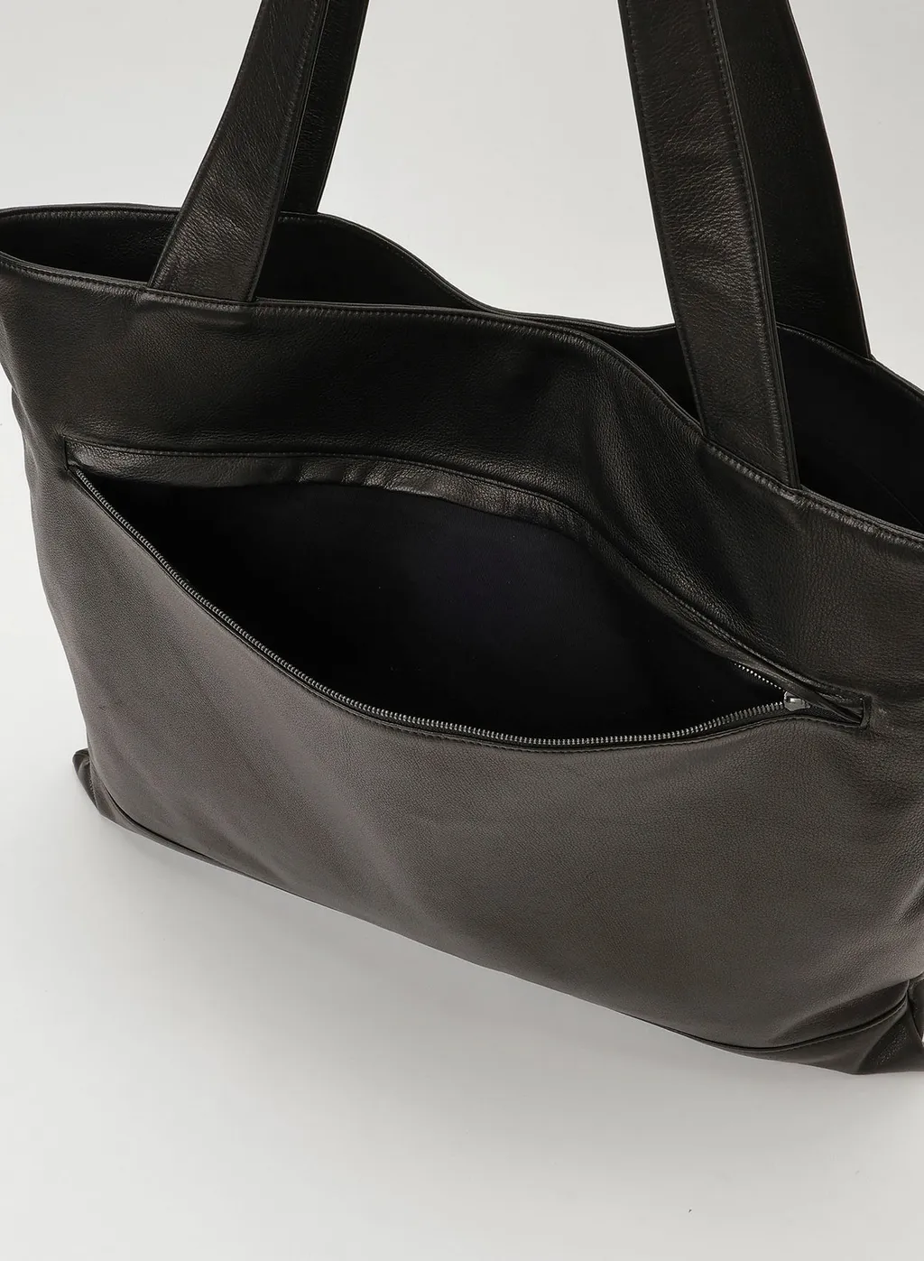 Clasp Tote Ll