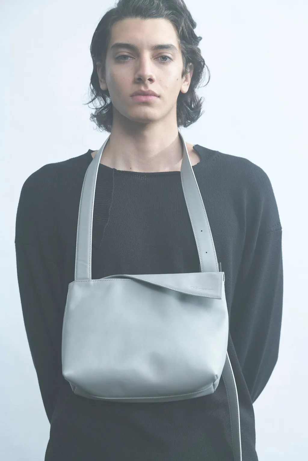 Veil Shoulder