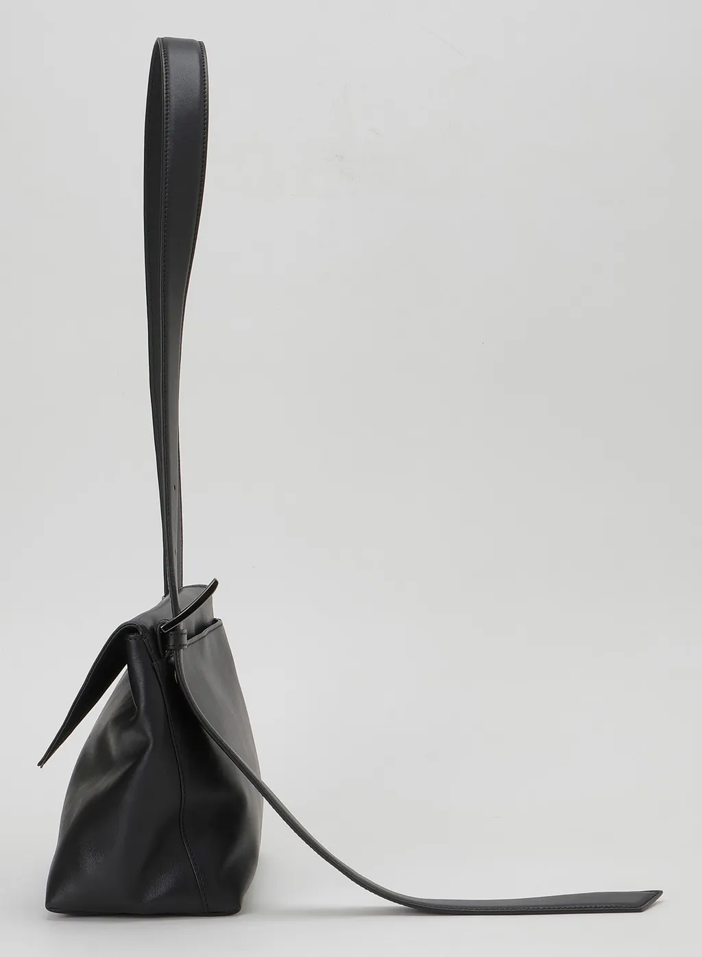 Veil Shoulder