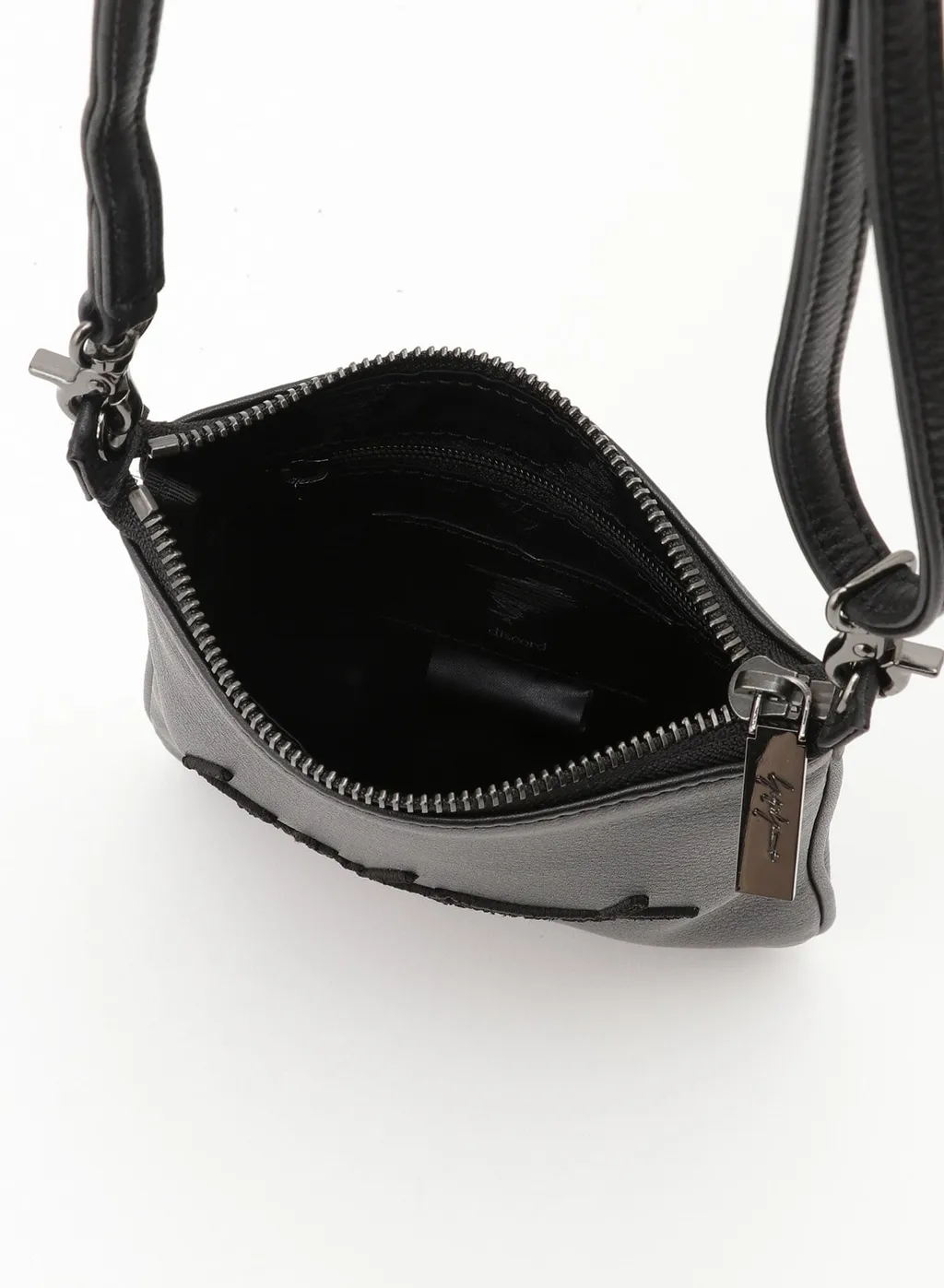 Signature Pouch Sacoche