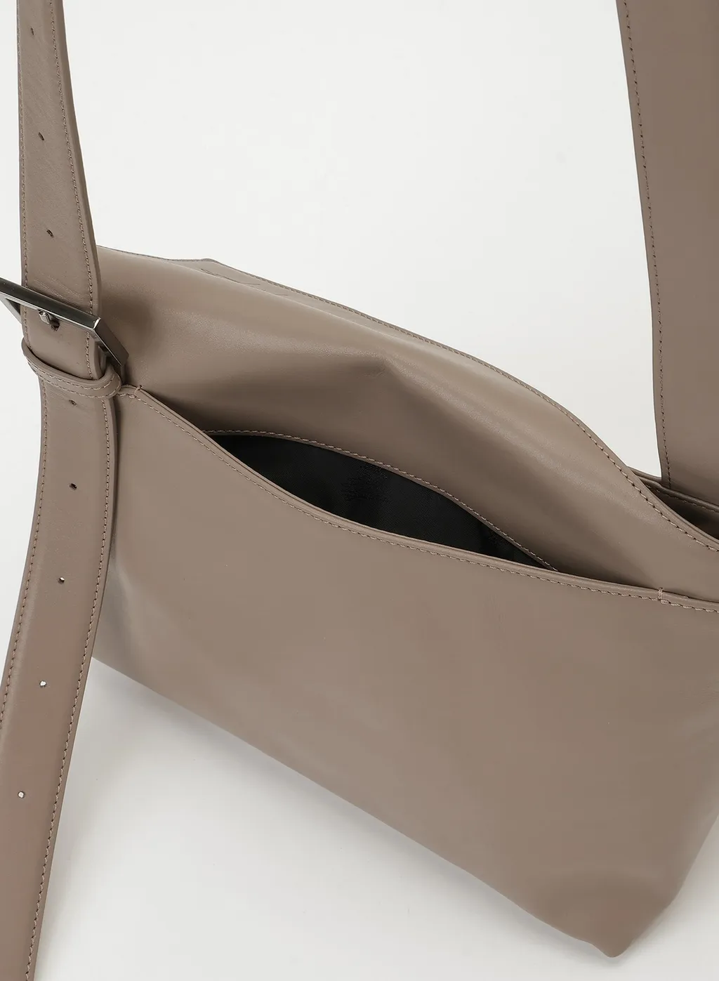 Veil Shoulder