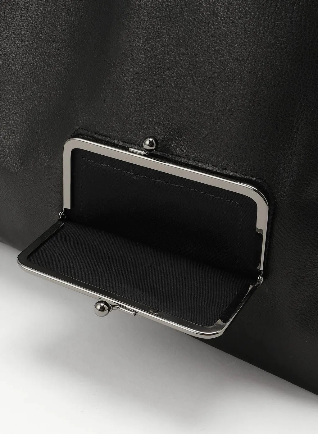 Clasp Tote Ll