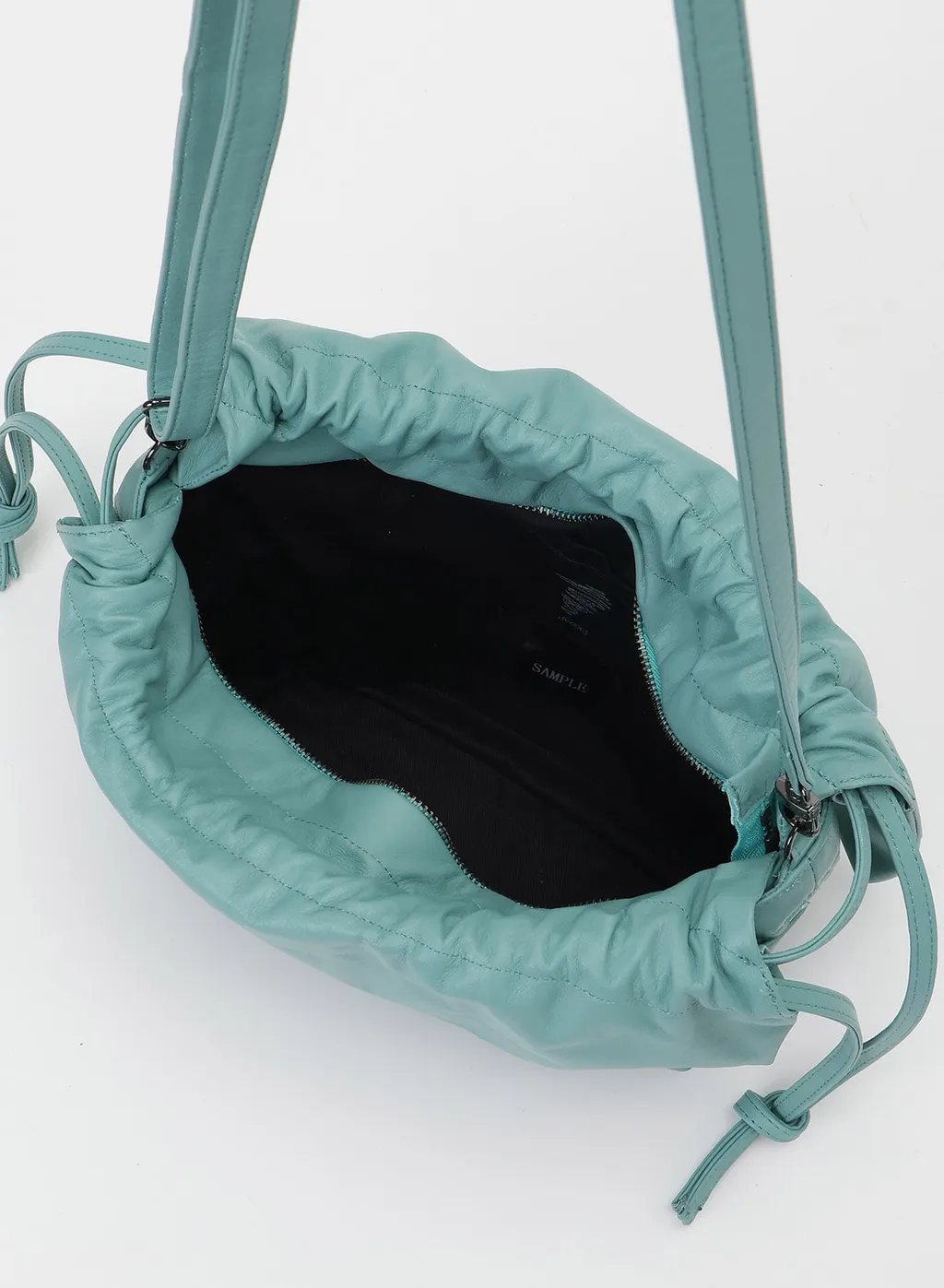 Drape Shoulder
