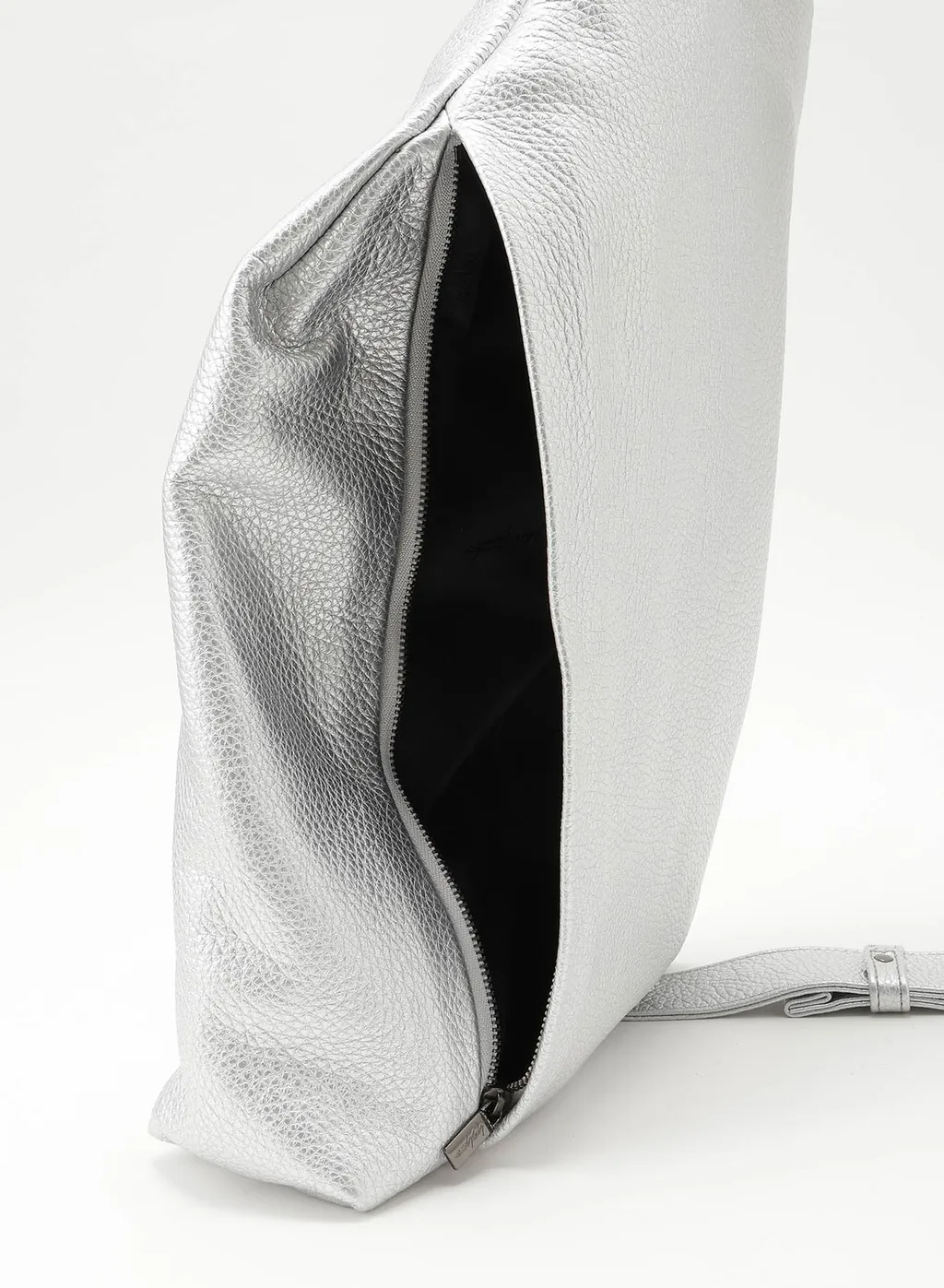 Lock Sling Bodybag