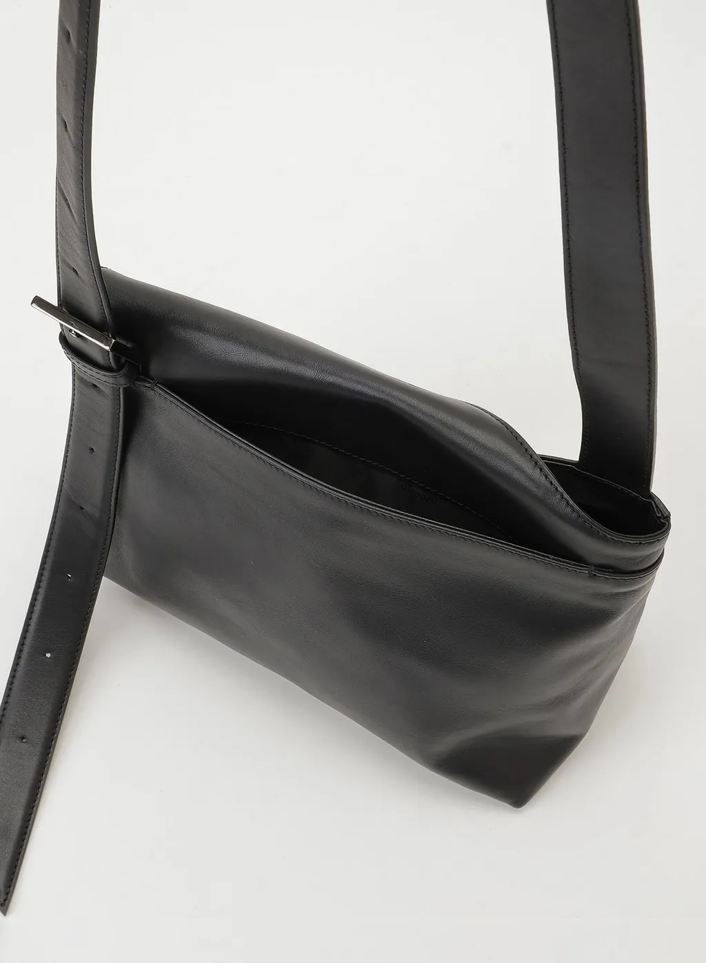 Veil Shoulder