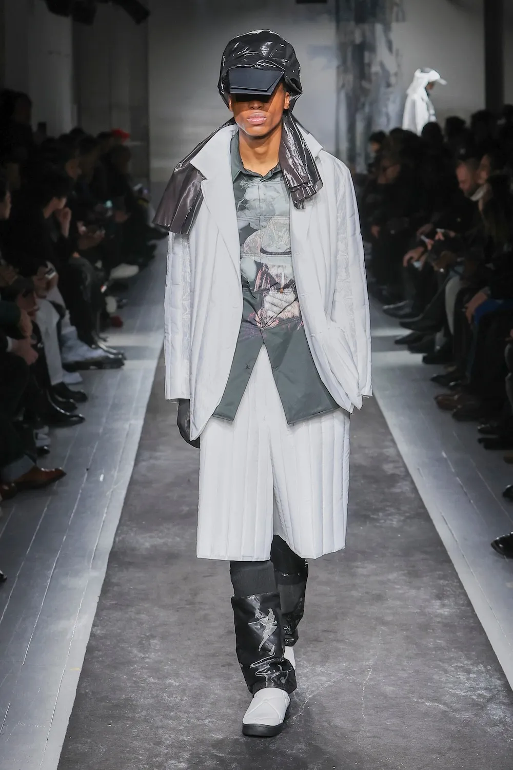 Tobacco Old Man Printed Padded Blouse