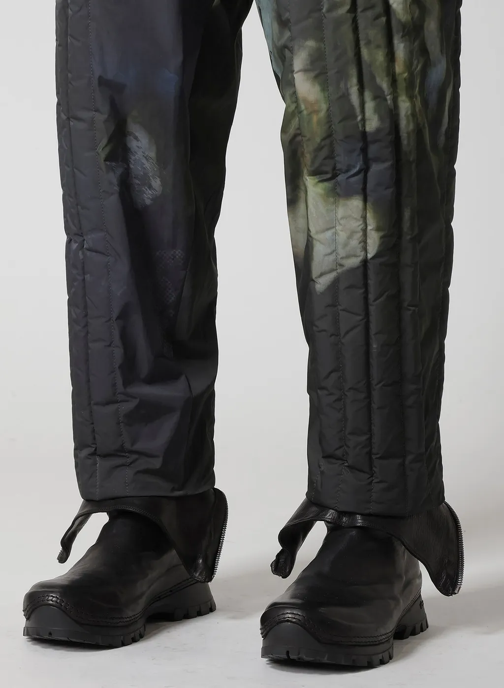 Color Adjustment Printed Padded Pants