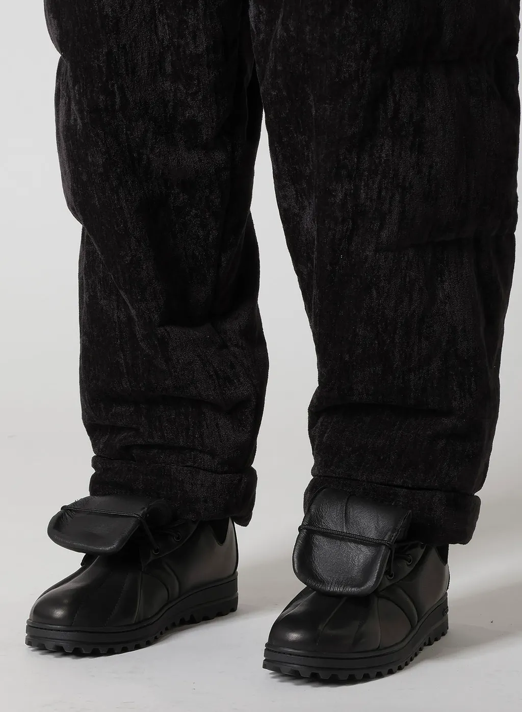 Linen Velvet Horizontal Padded Pants