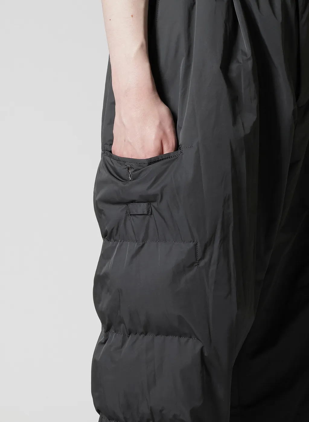 Knee Tab Padded Printed Pants