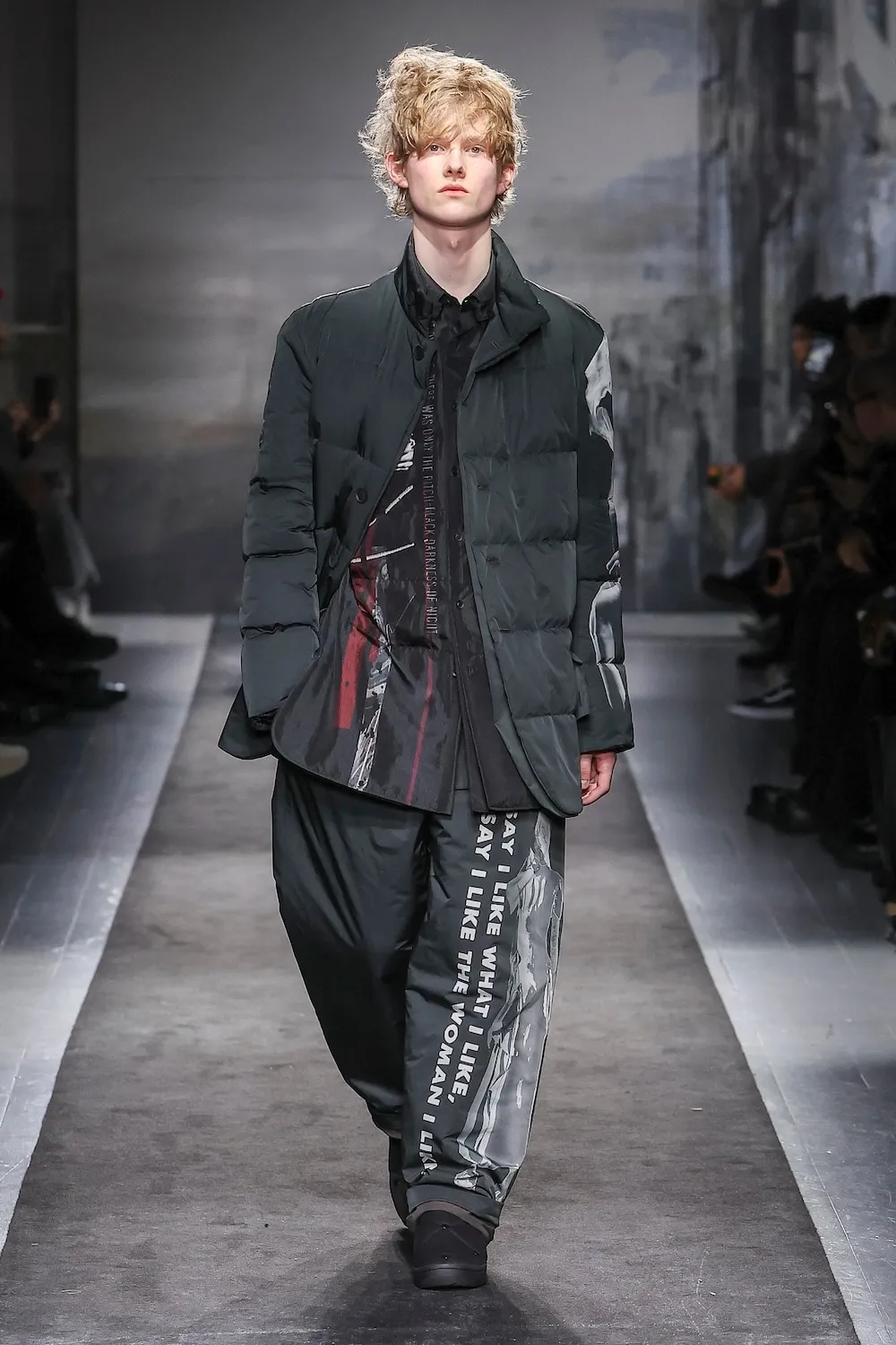 Back Printed Horizontal Padded Stand Jacket