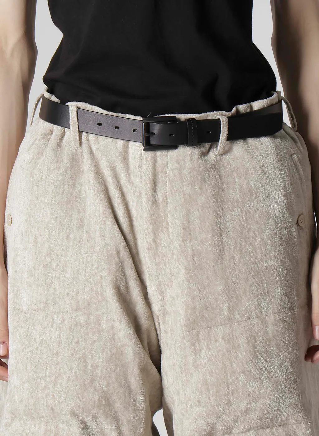 Raw Linen Velvet Padded Short Pants