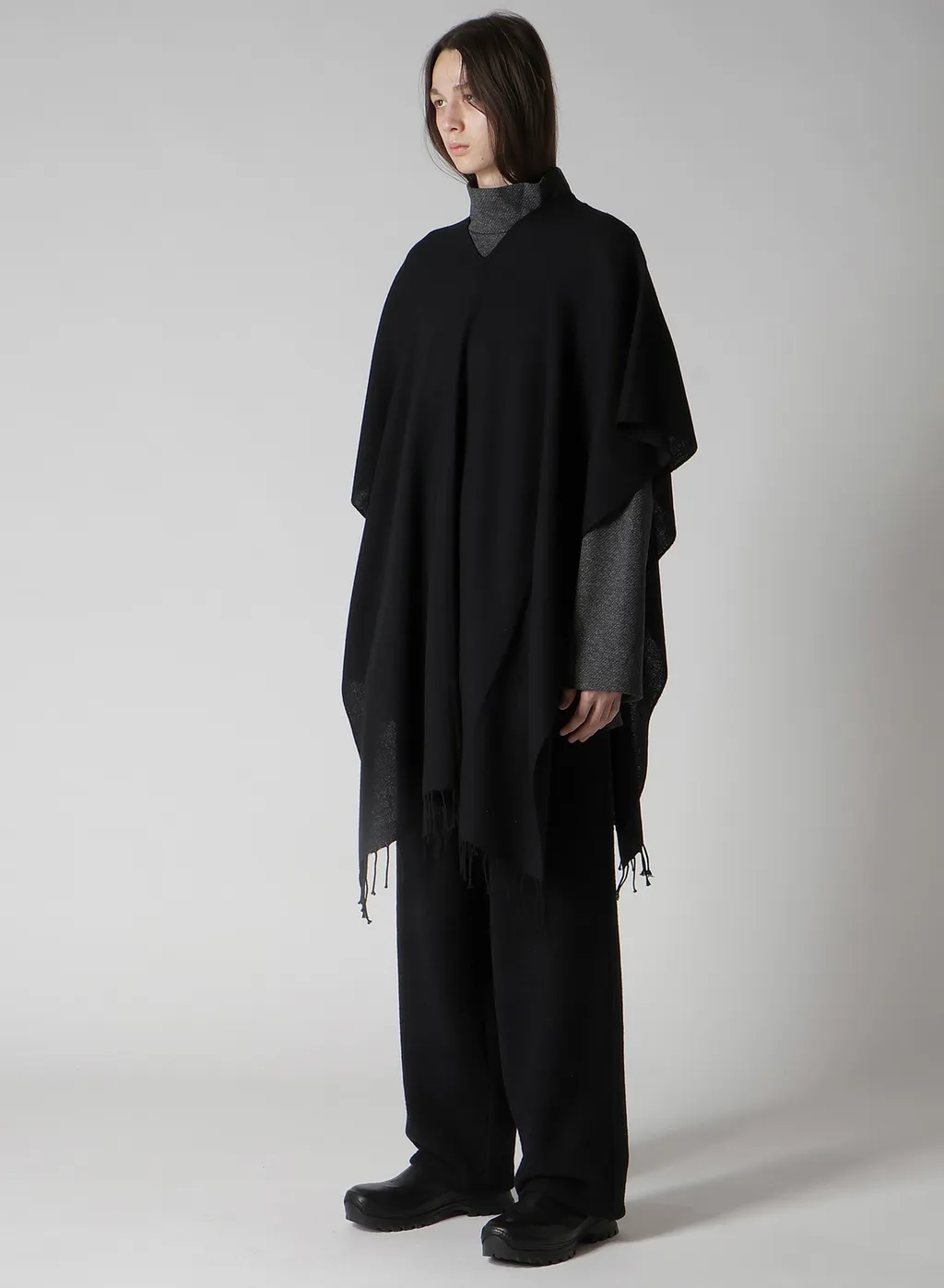 2/48W Twill Weave 2 Way Poncho Scarf