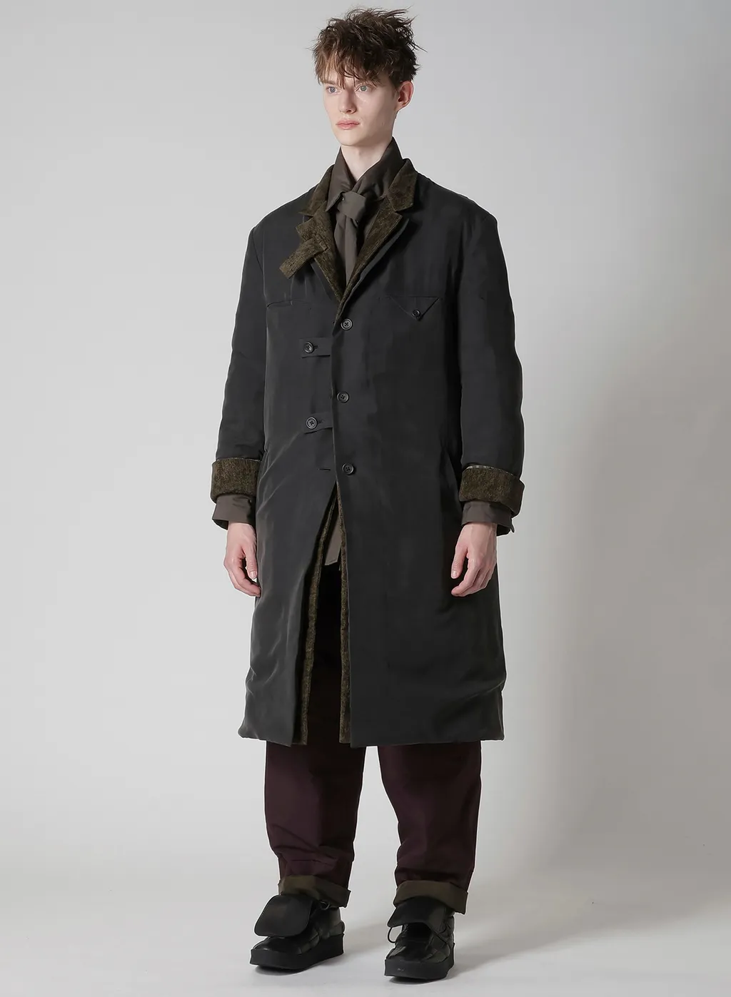 Linen Velvet 3 Buttons Diagonal Padded Long Jacket