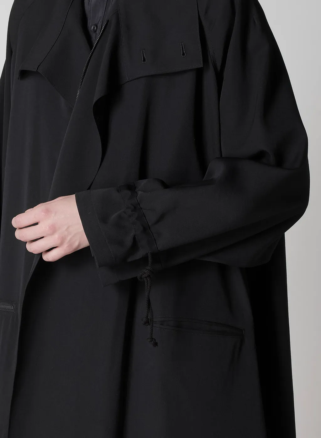 Wool Gabardine Cross Shaped Zipper Coat