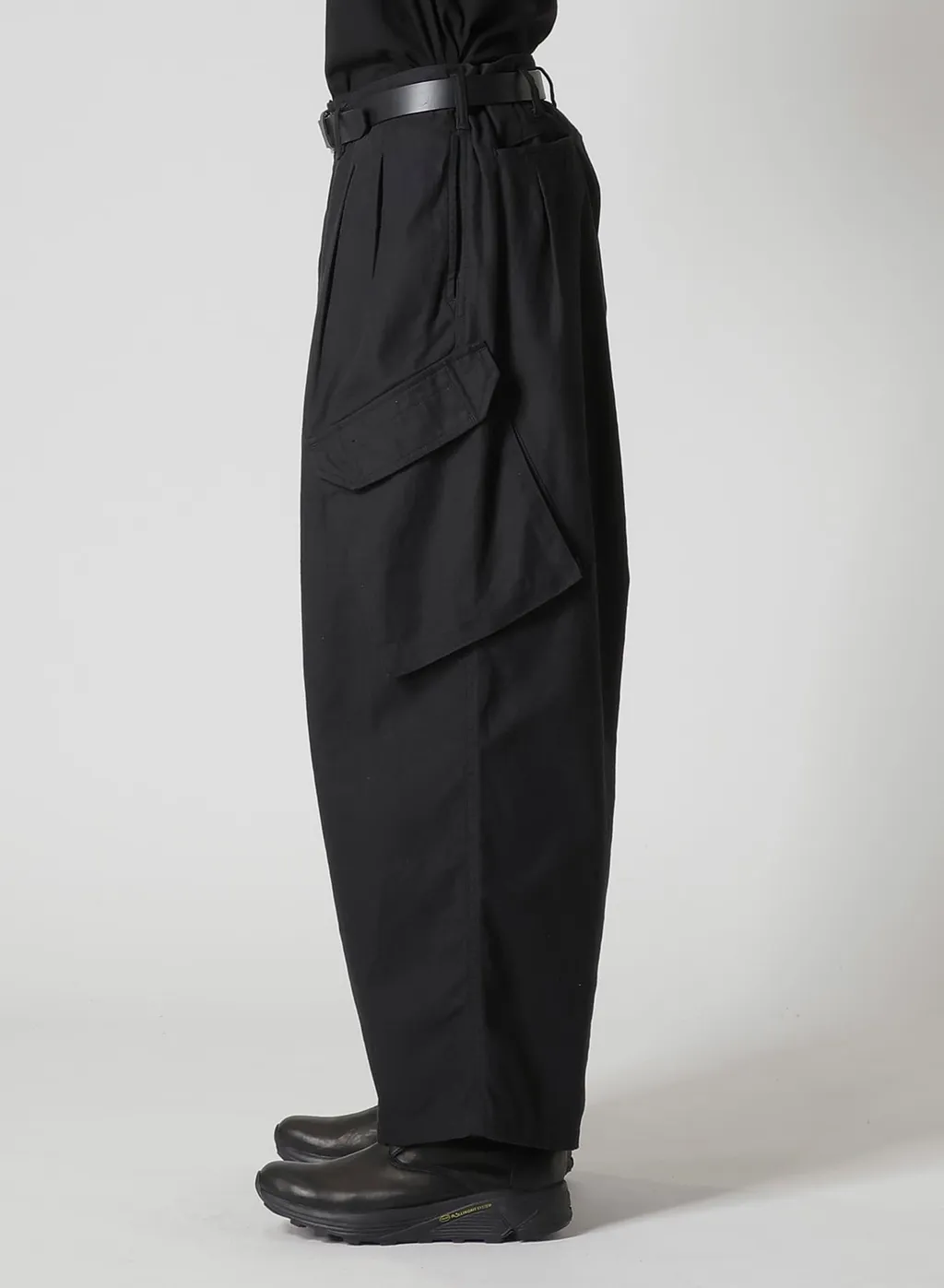 Black Scandal Herringbone 12Tuck Work Pants