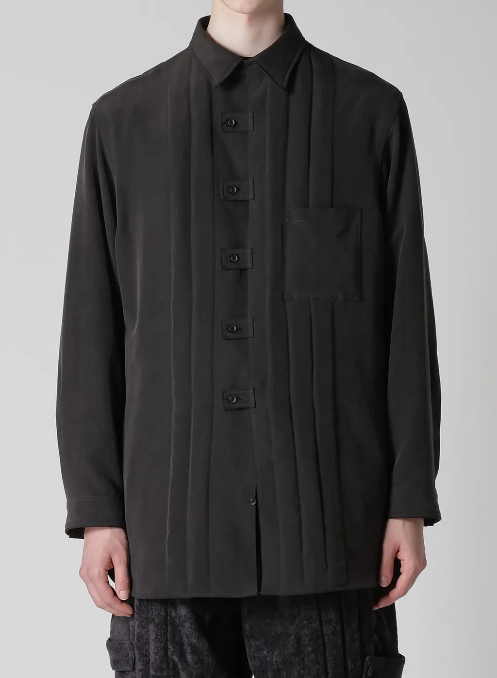 32M Weather Tab Padded Blouse